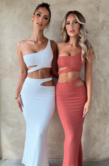 XS