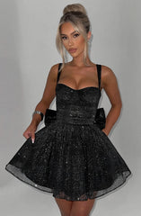 XS