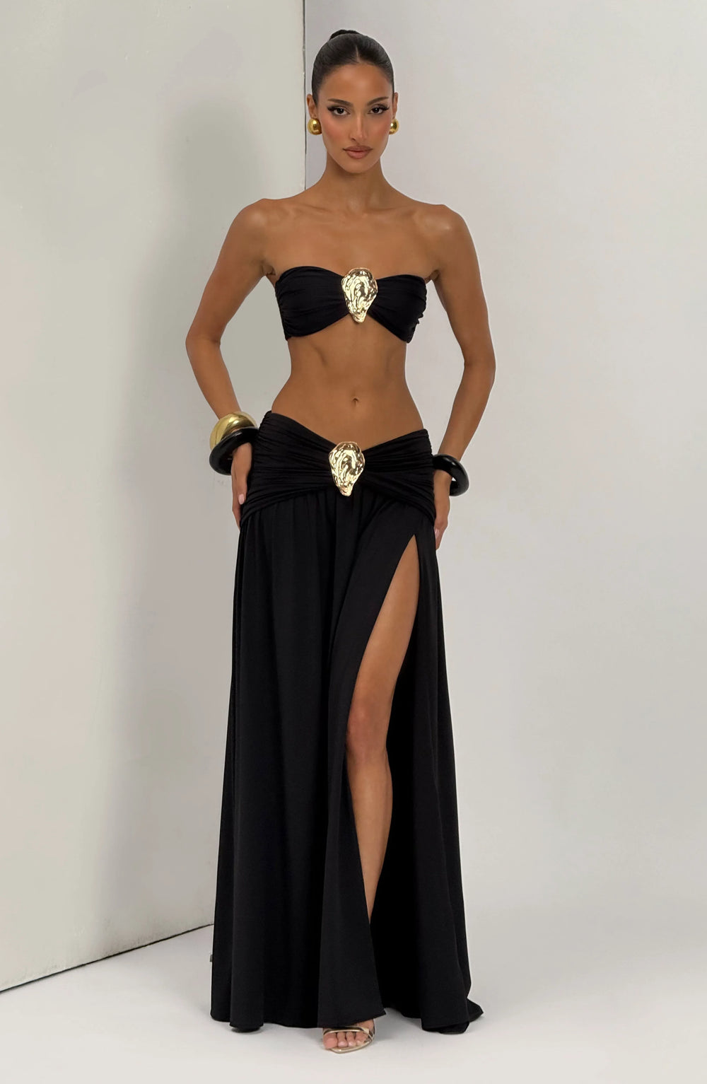 XS