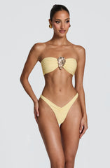 XS