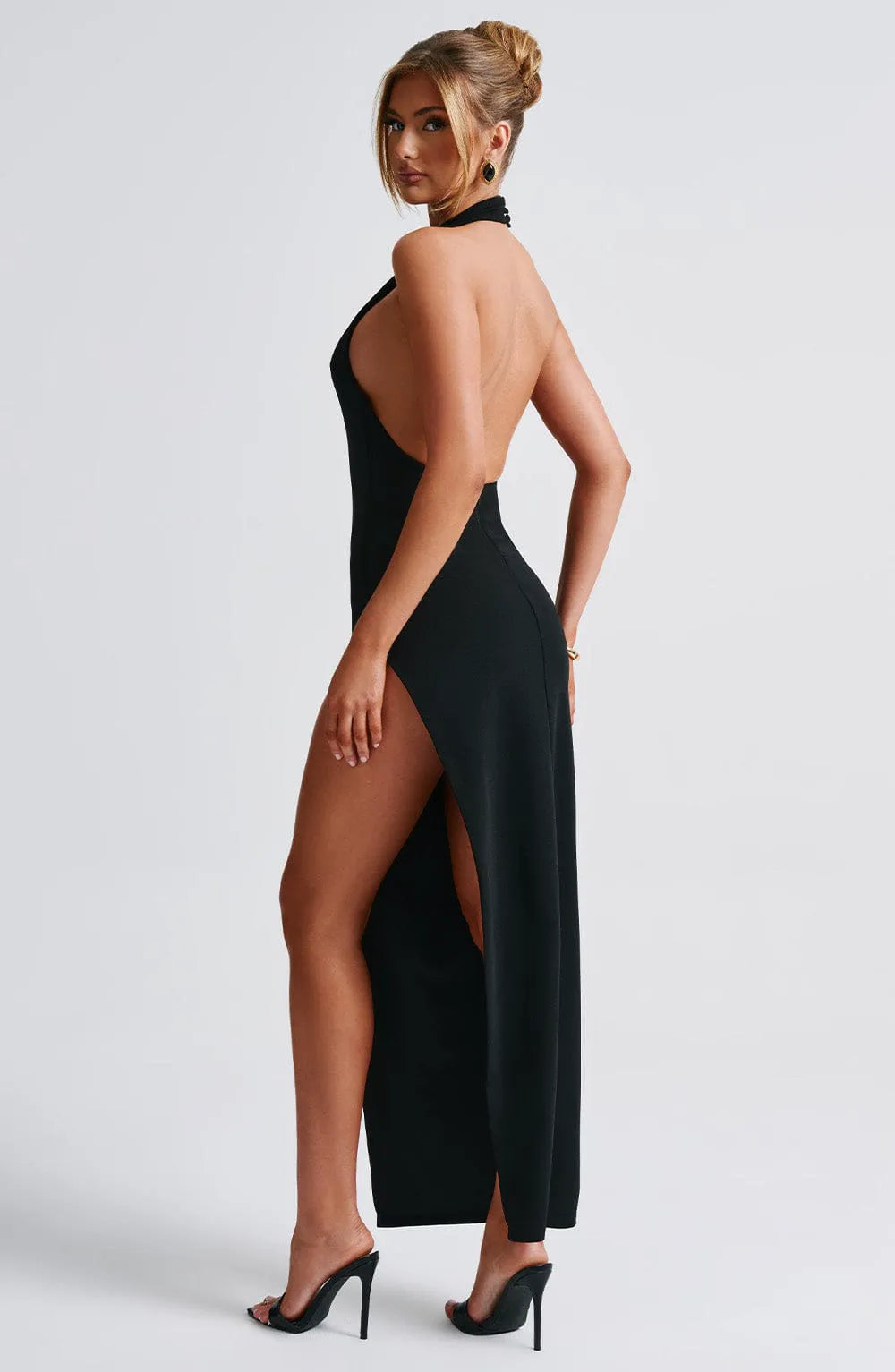XS