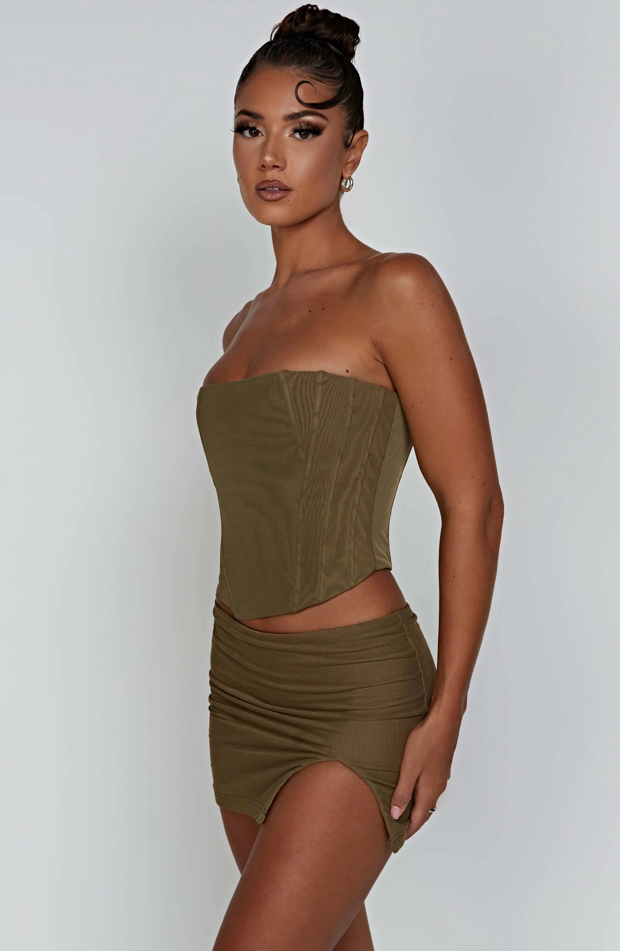 XS