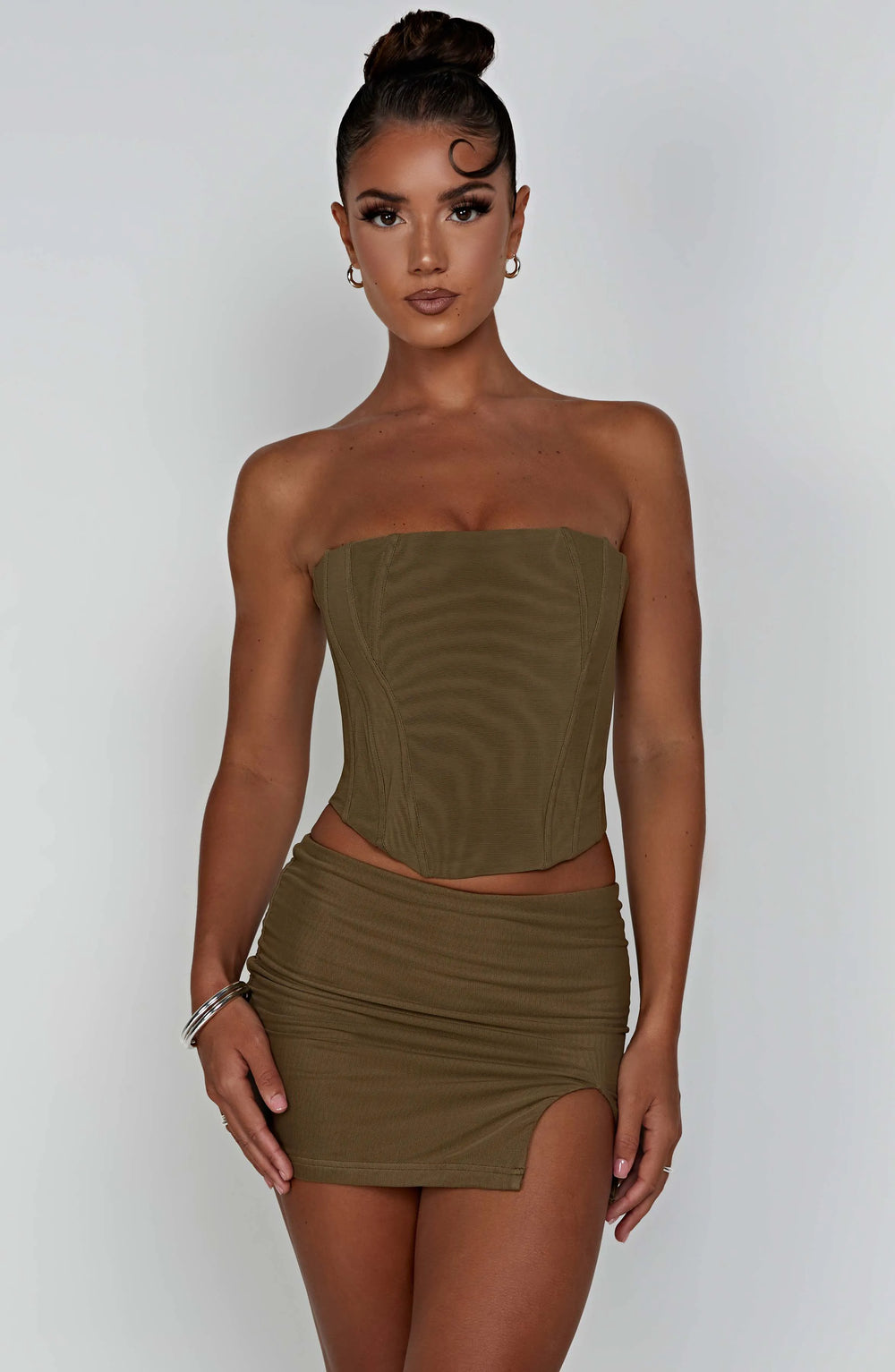 XS