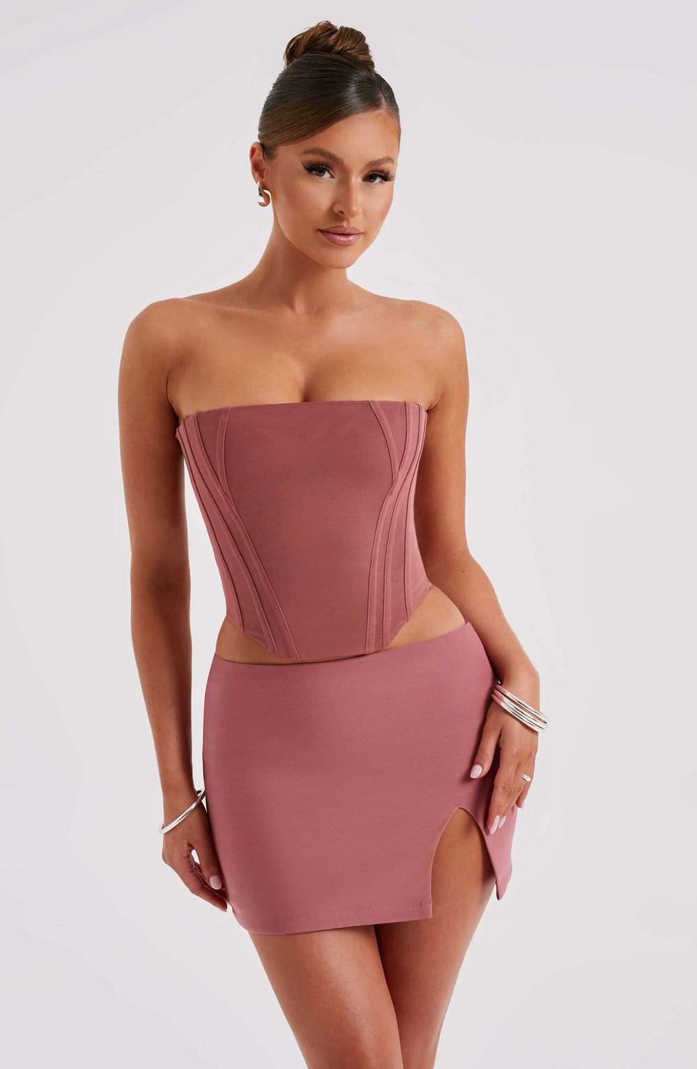 XS