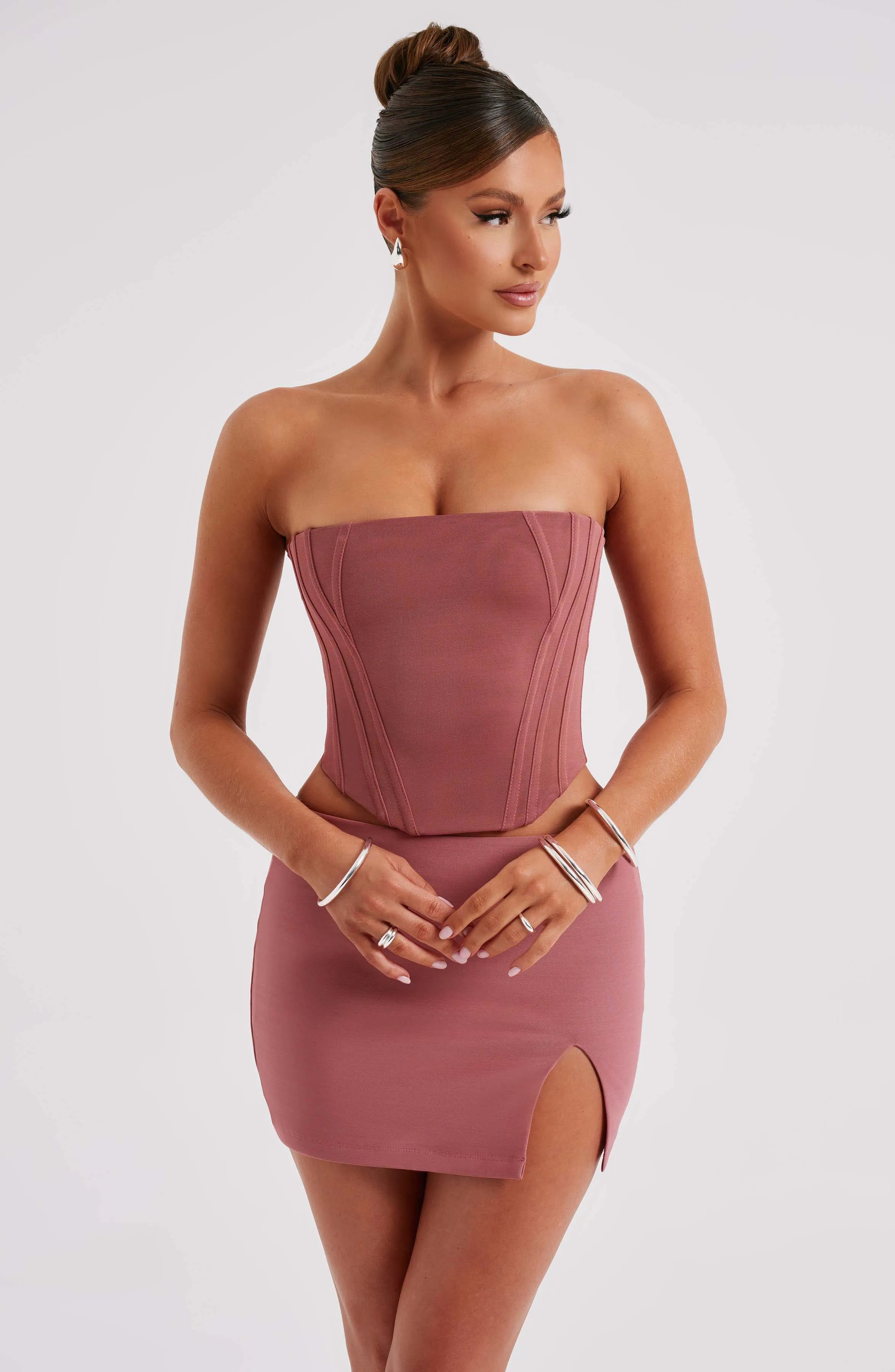 XS