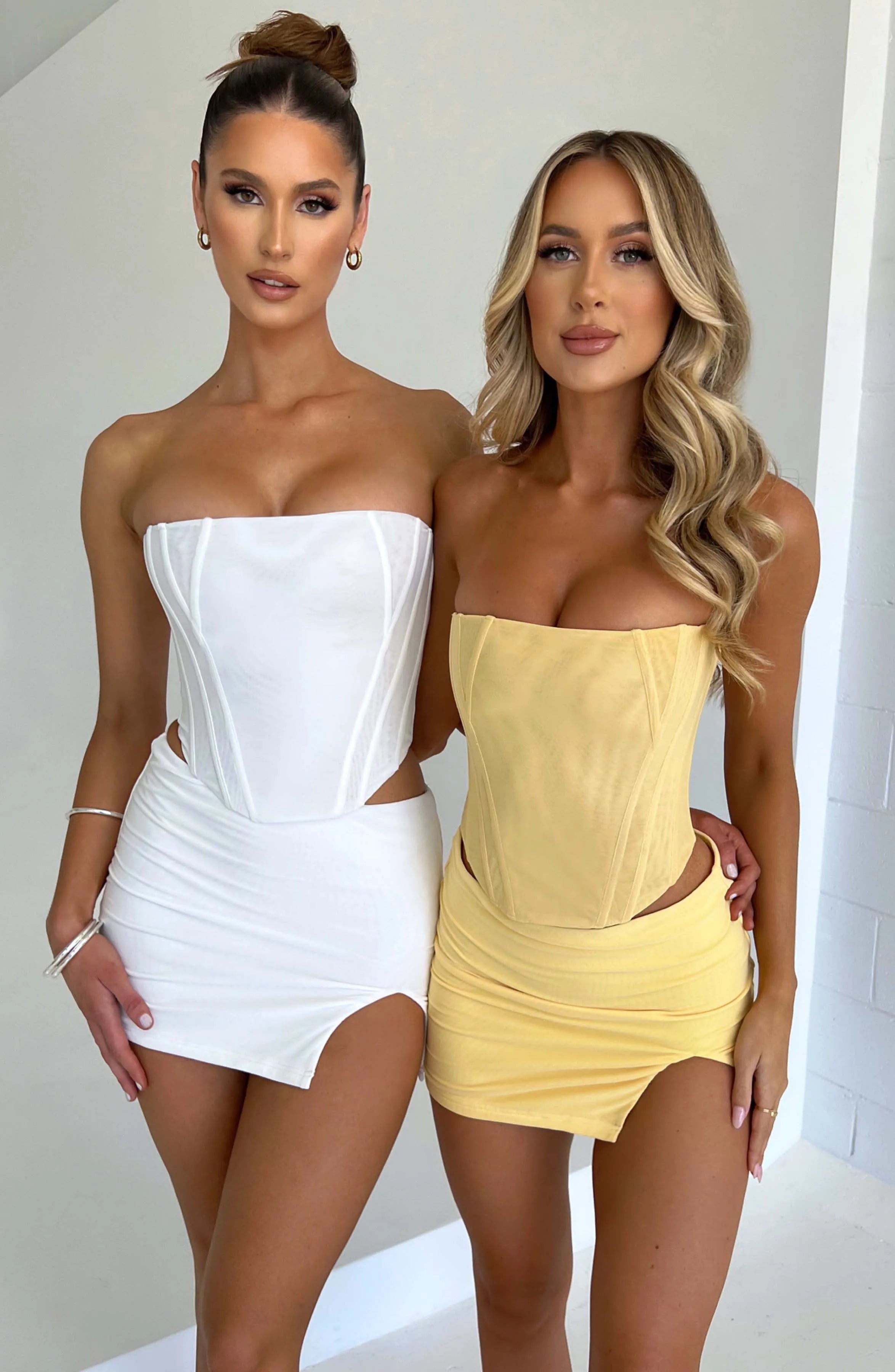 XS