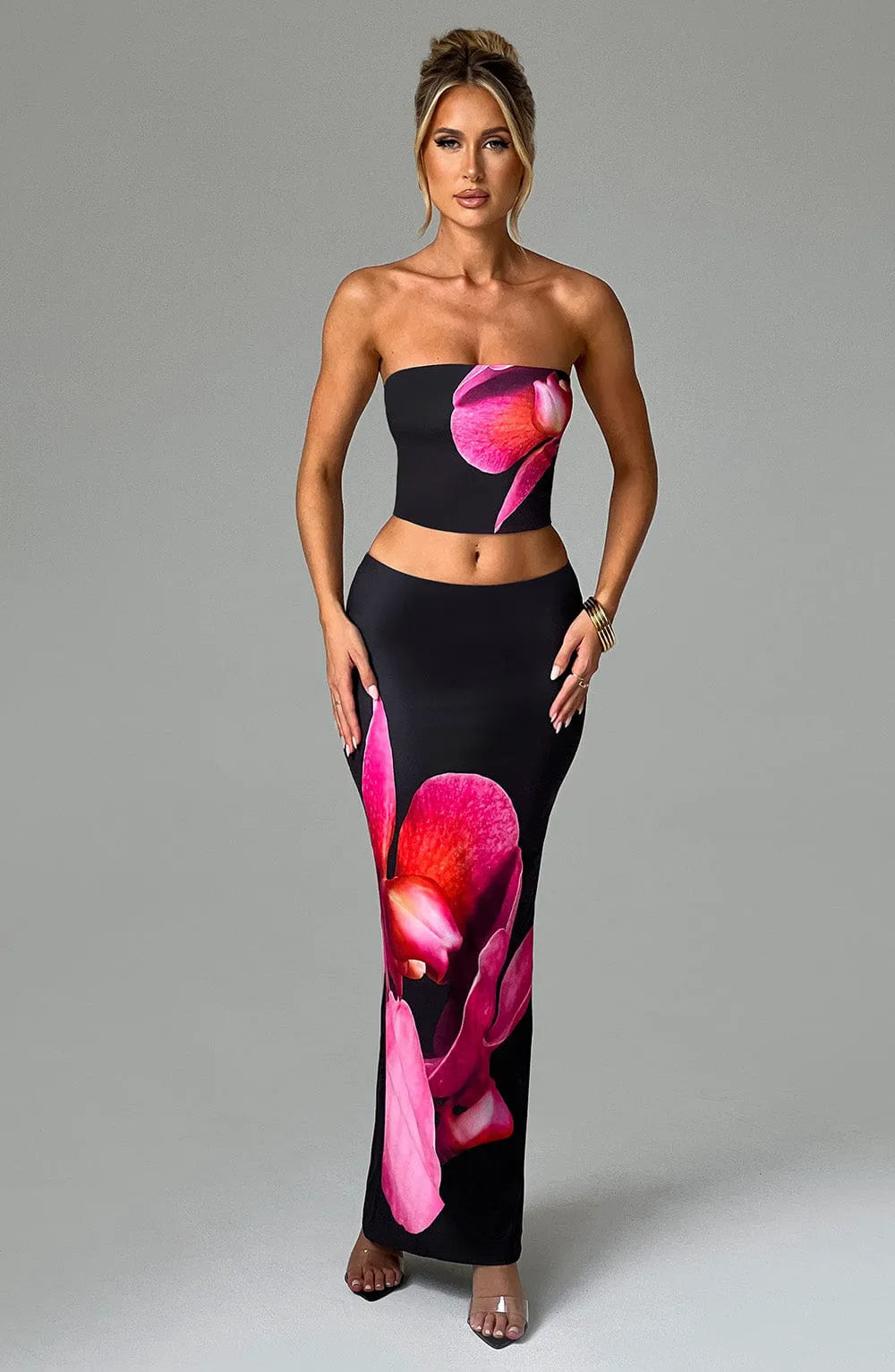 XS