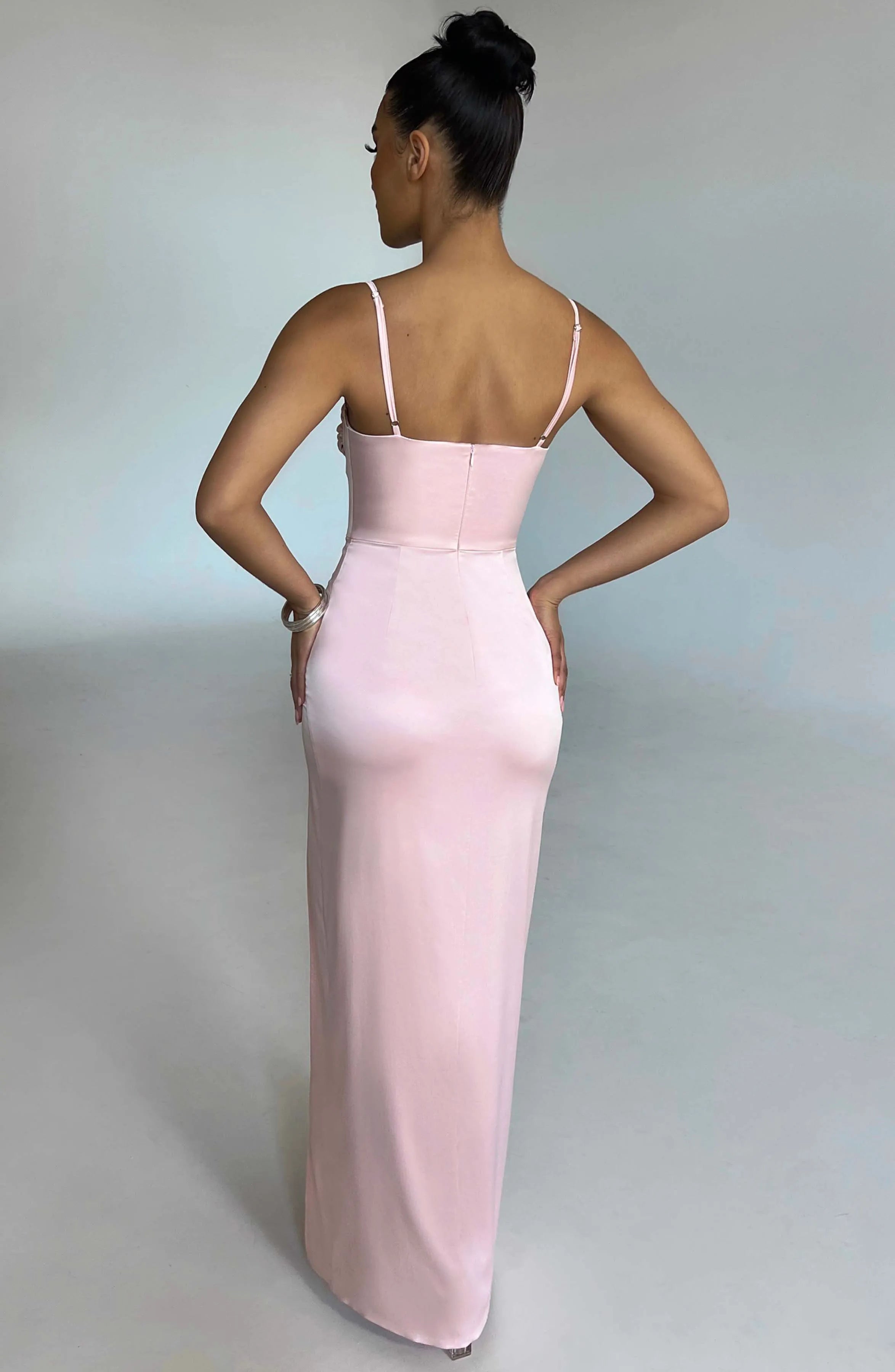 XS