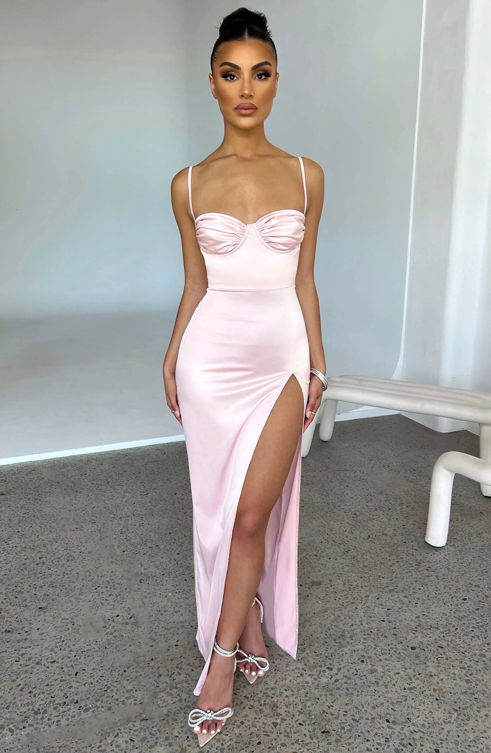 XS