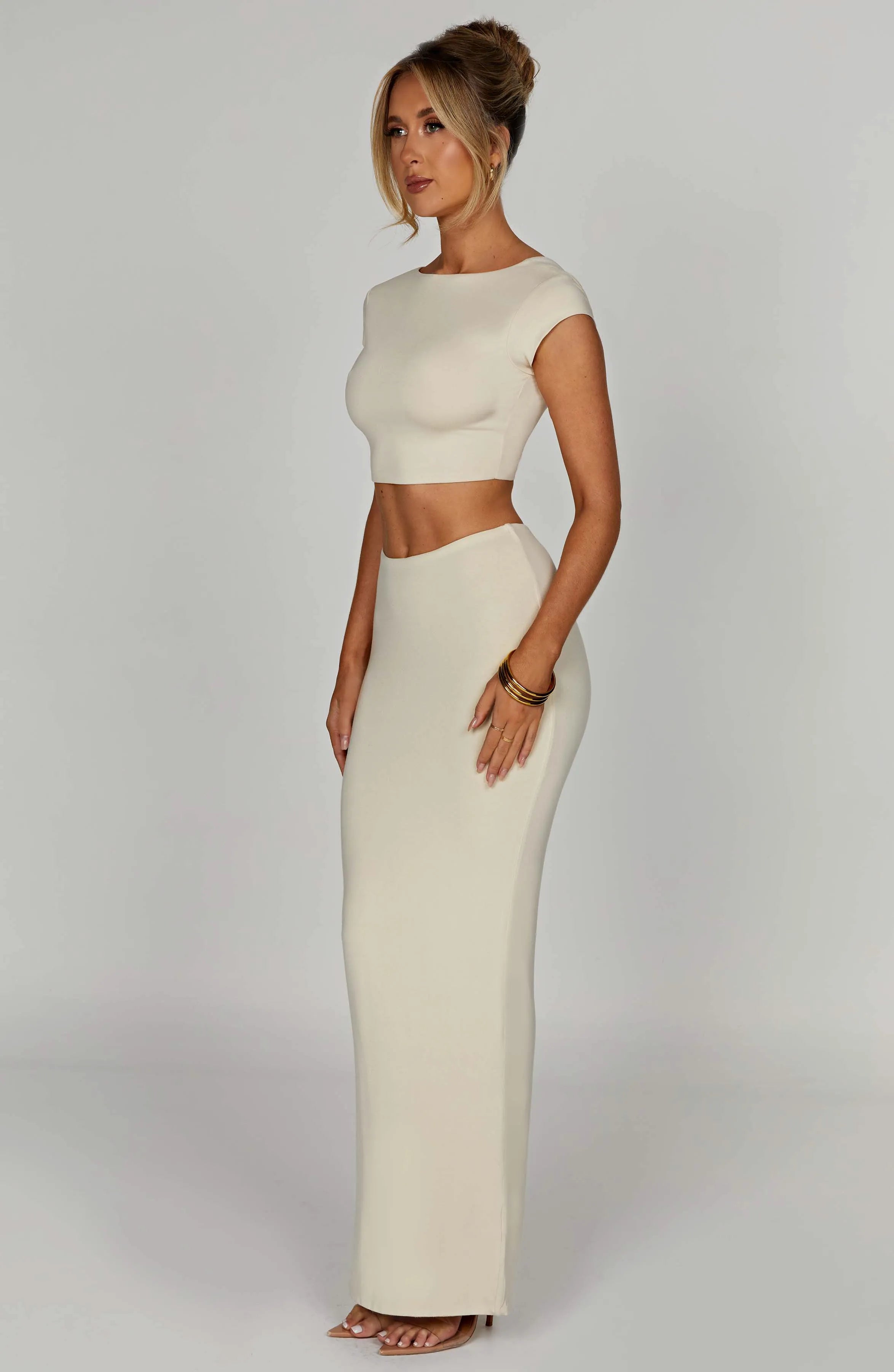 XS