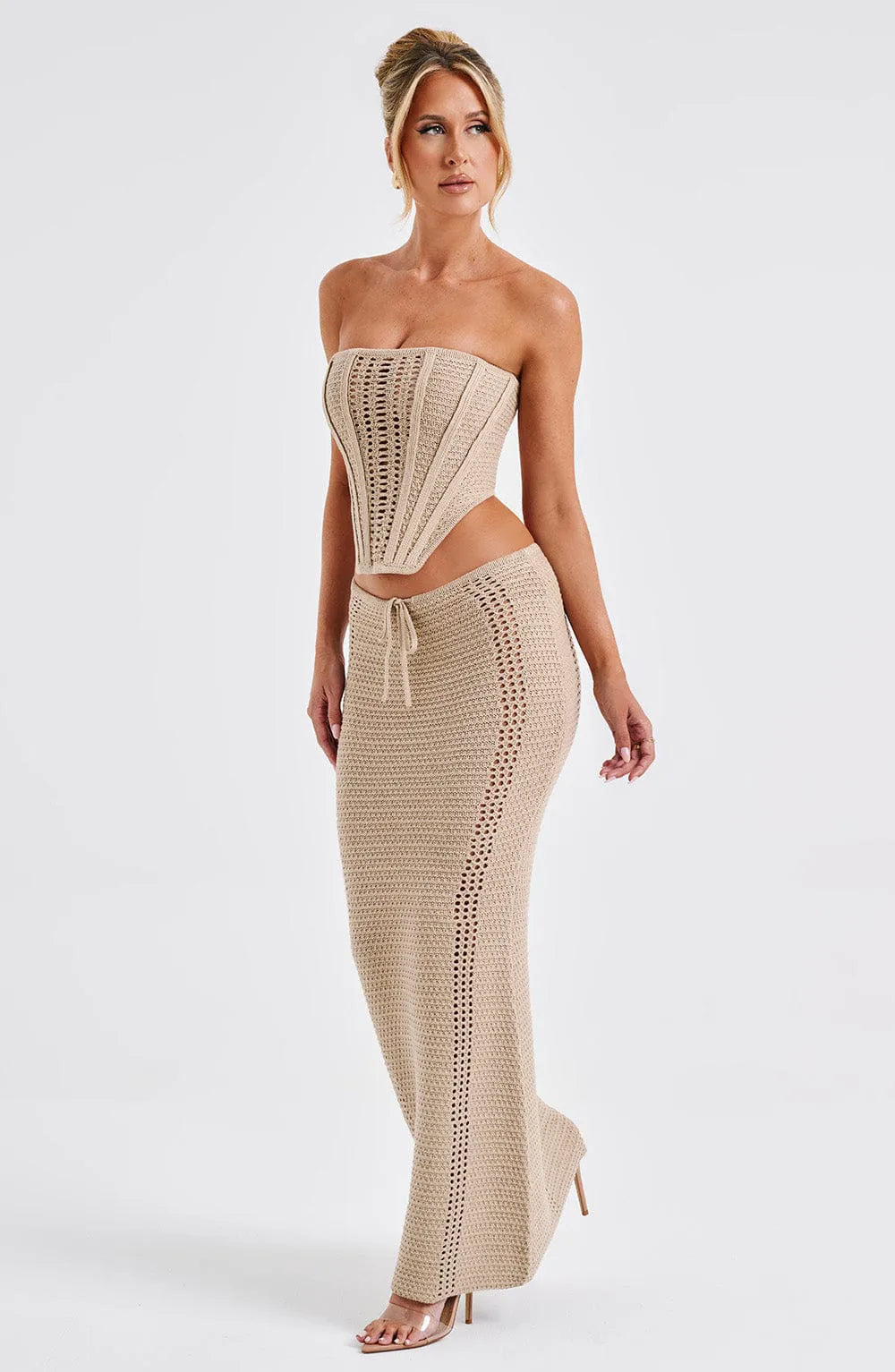 XS