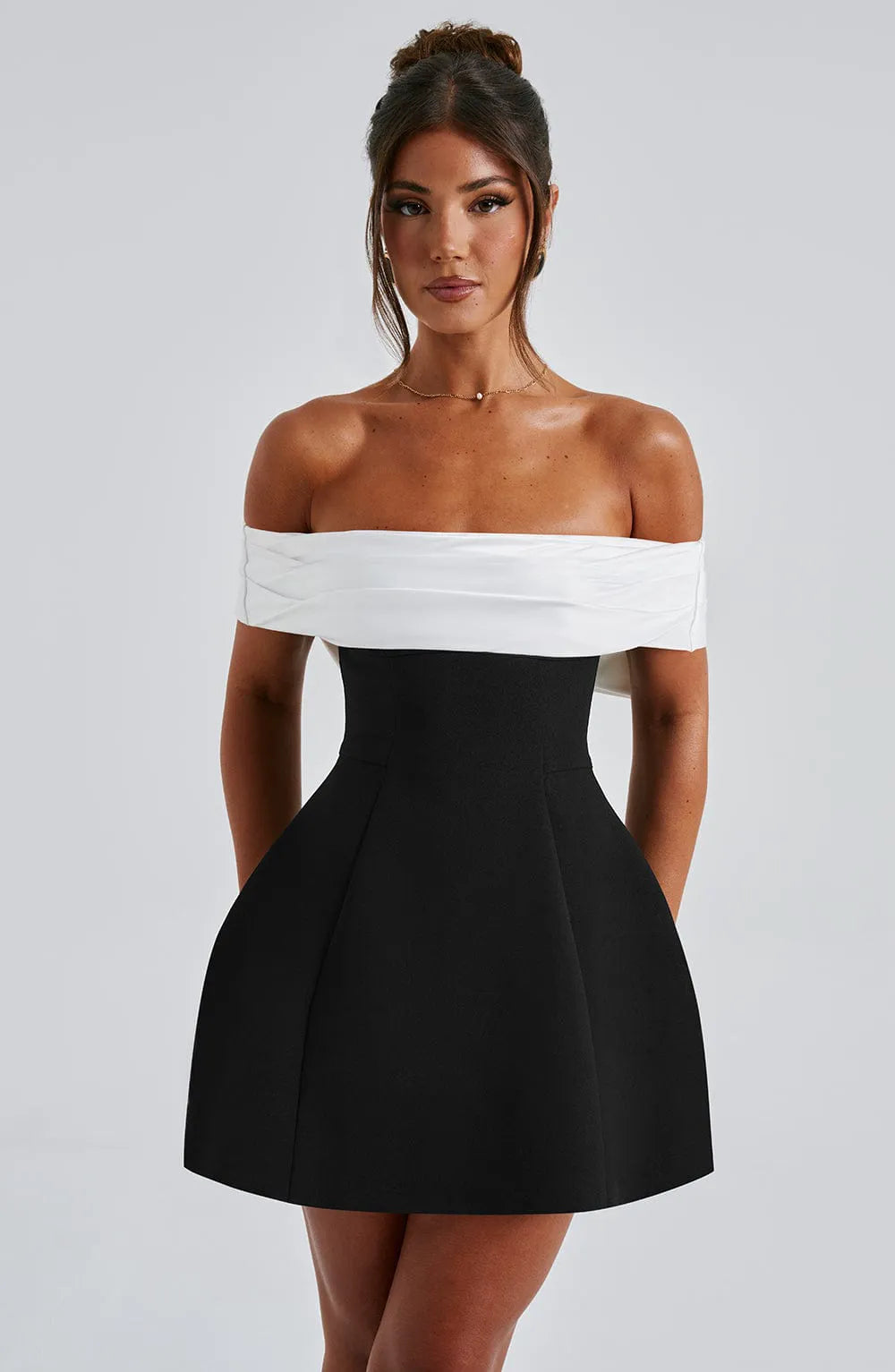 XS