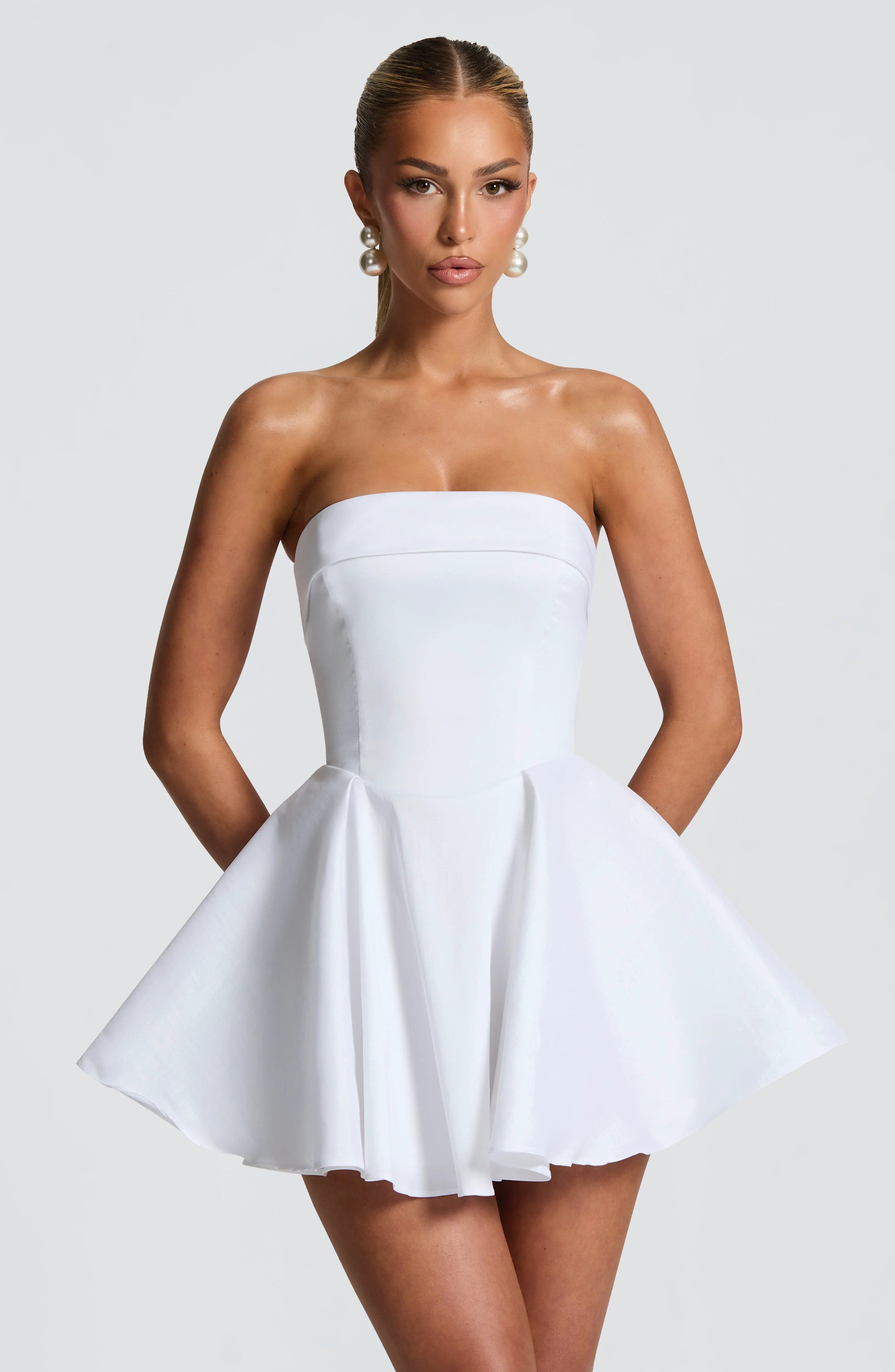XS