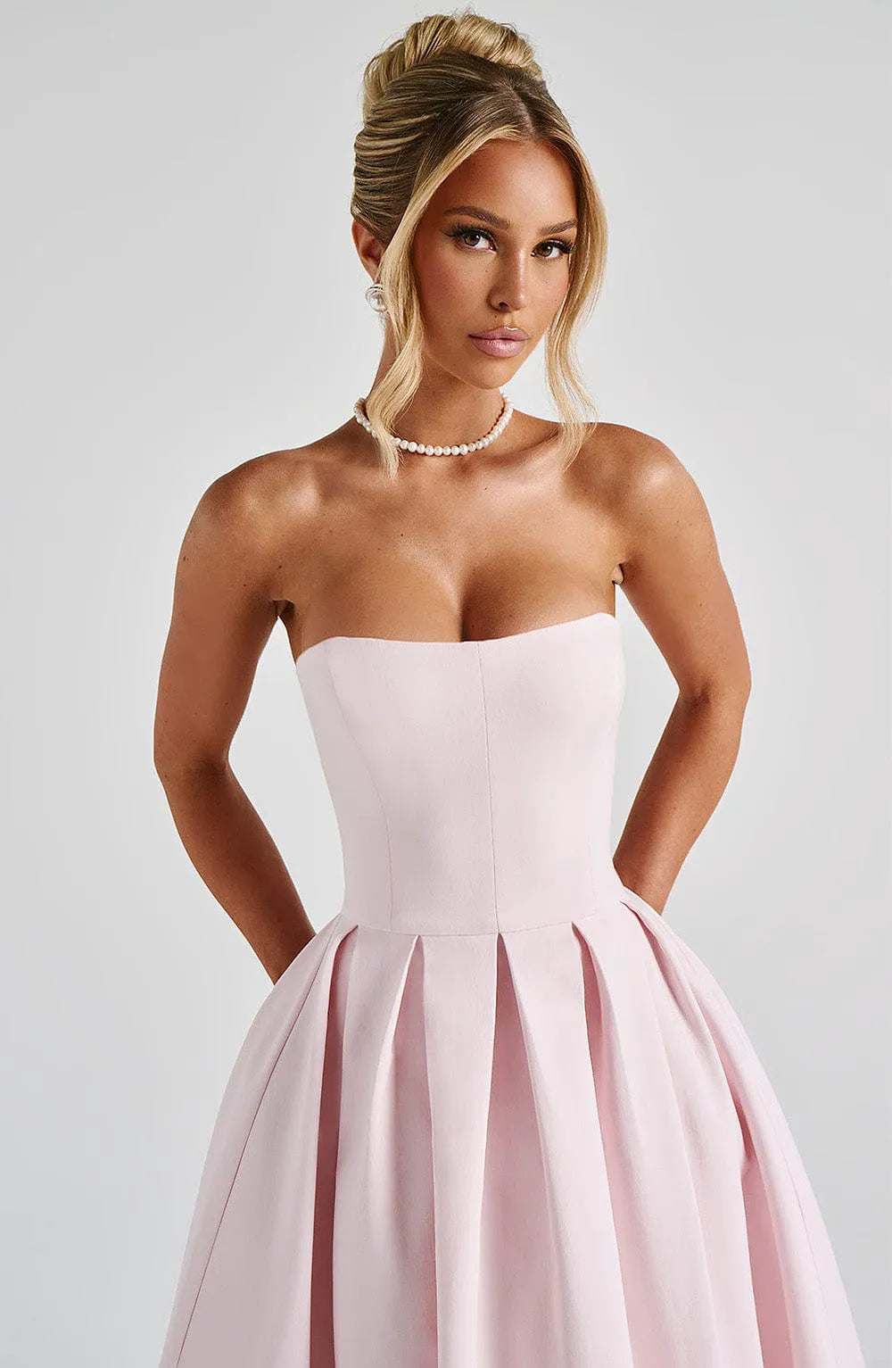 XS