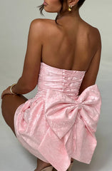 XS