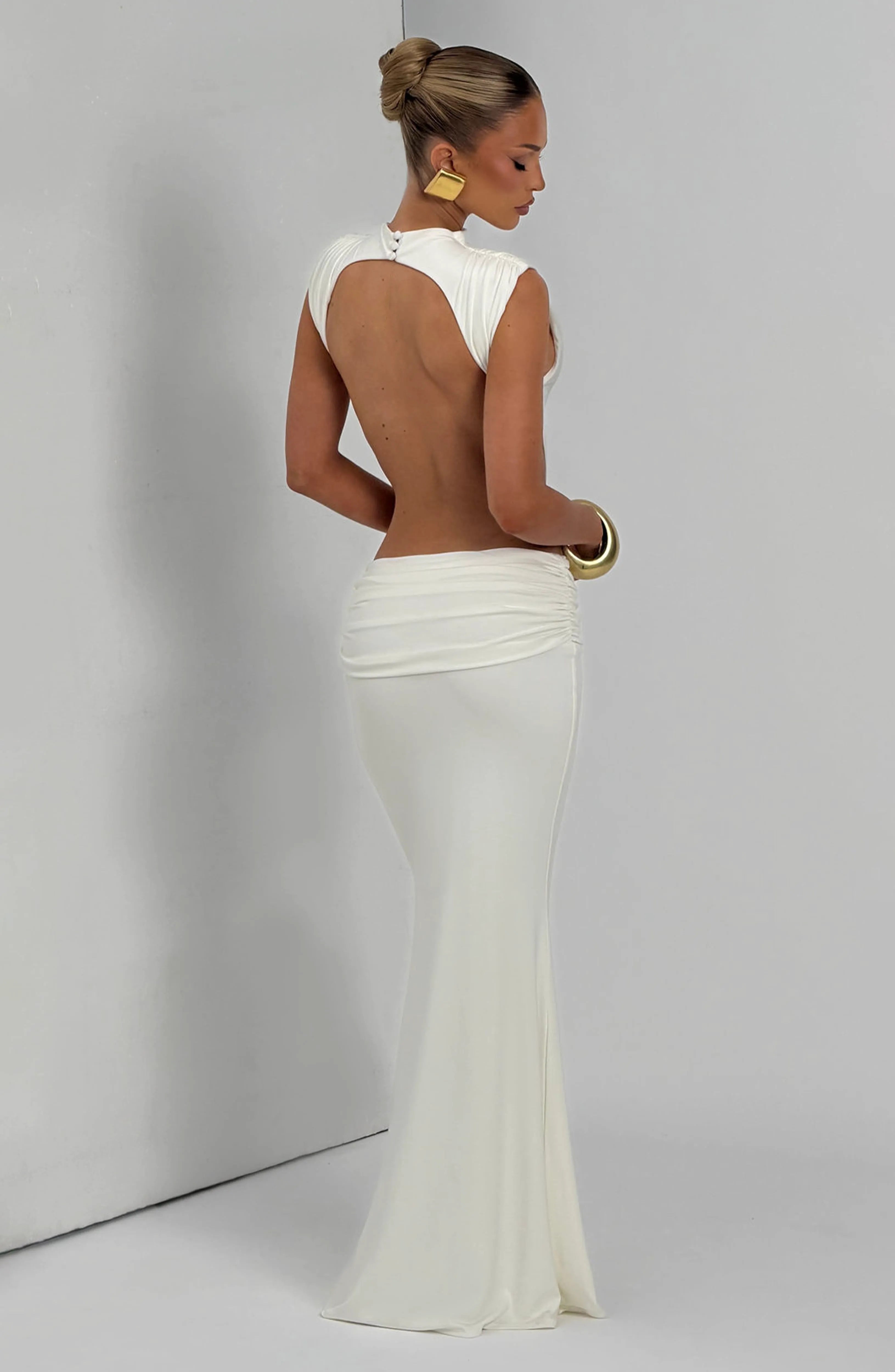 XS