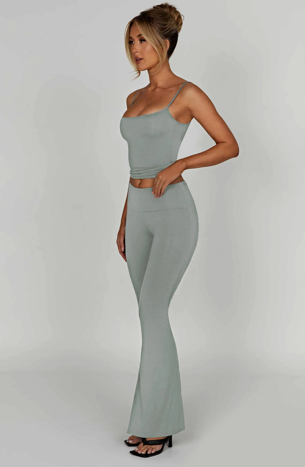 XS