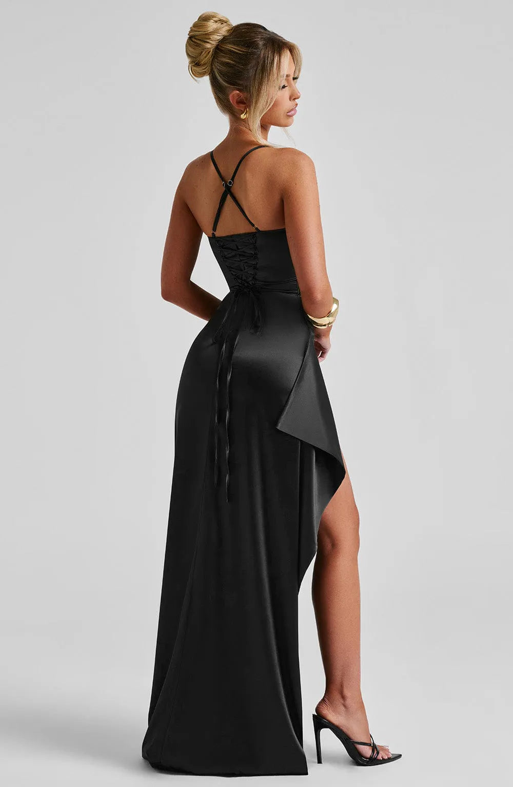 XS