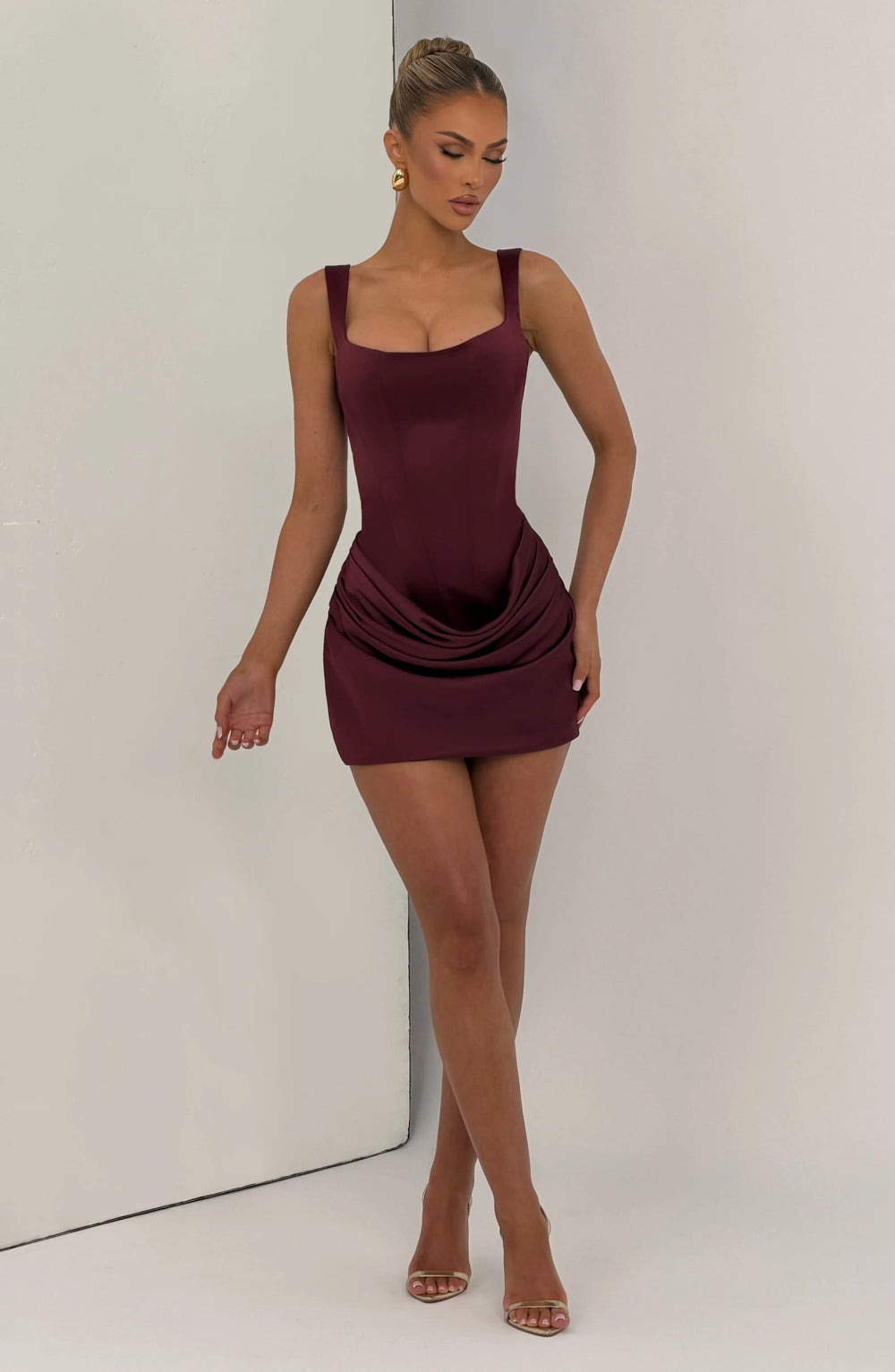 XS
