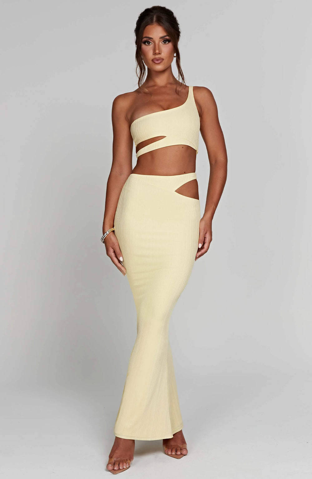 XS