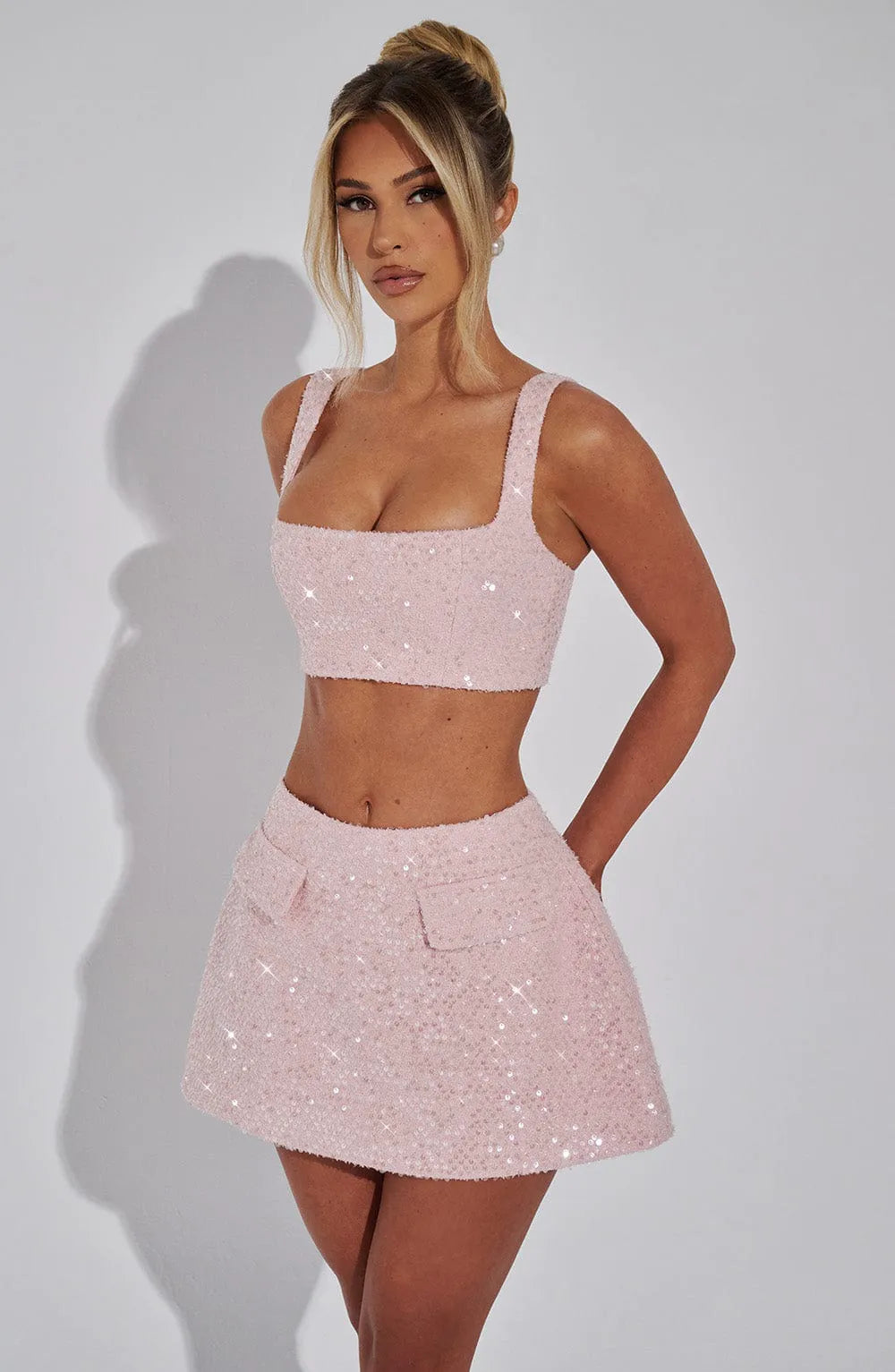 XS