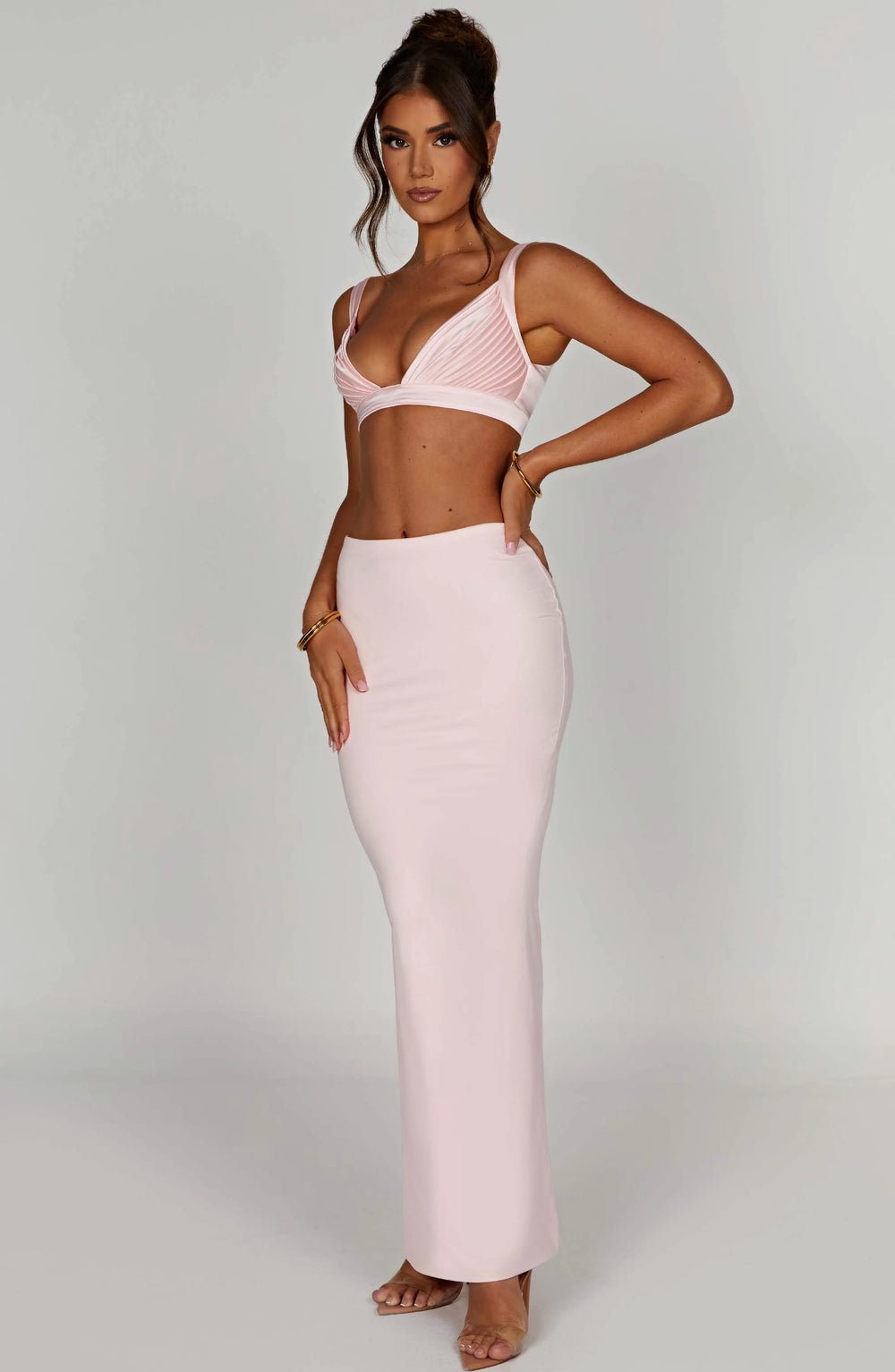 XS