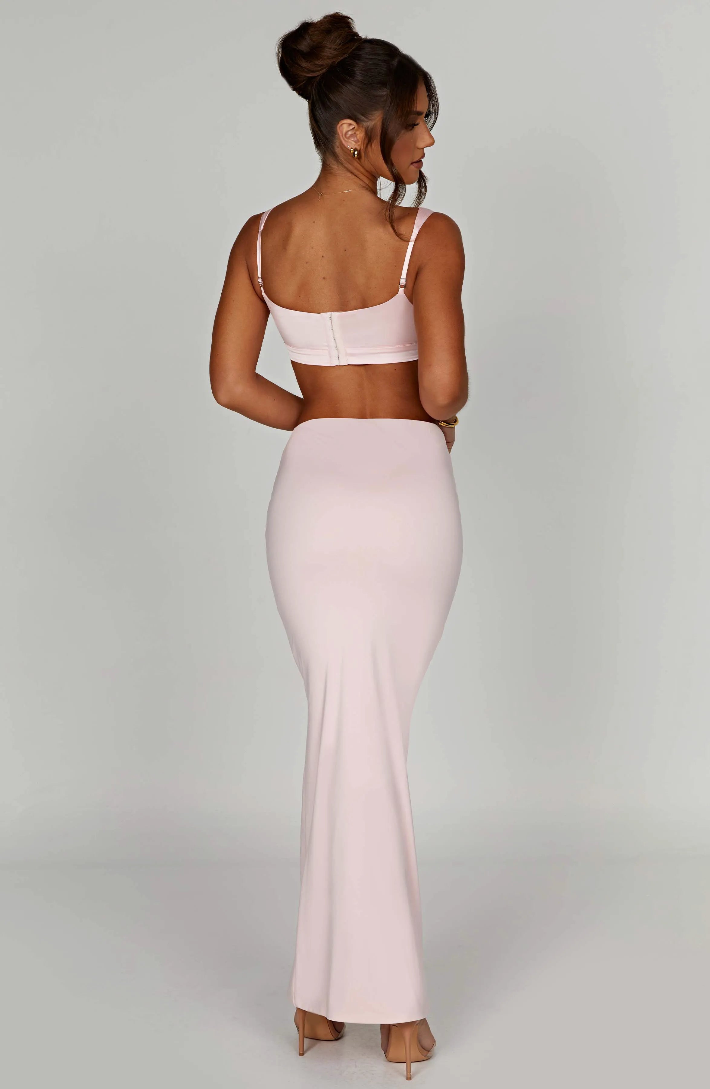 XS