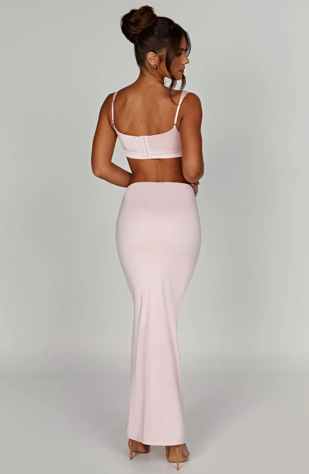 XS