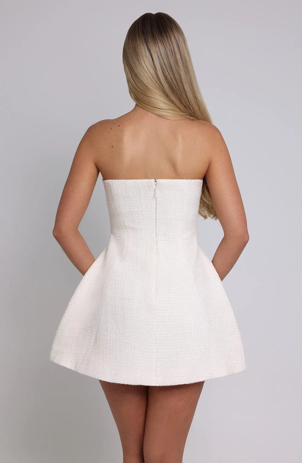 XS