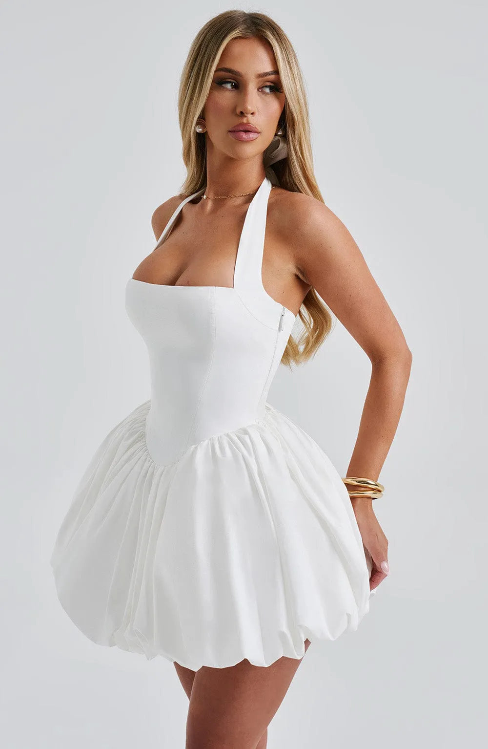 XS