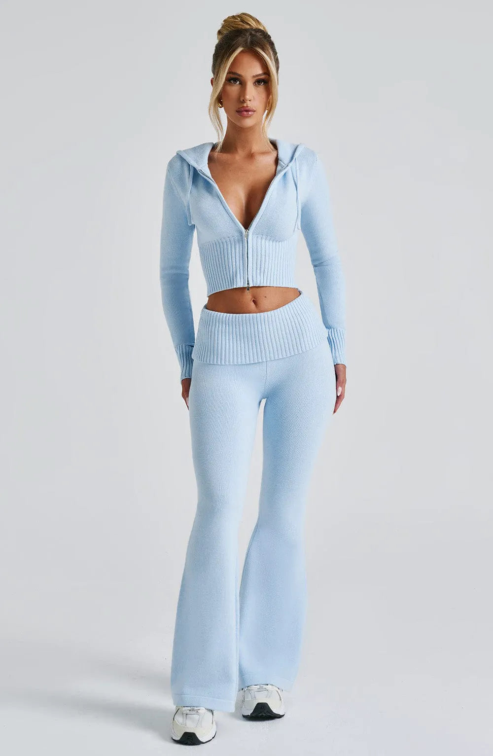 XS
