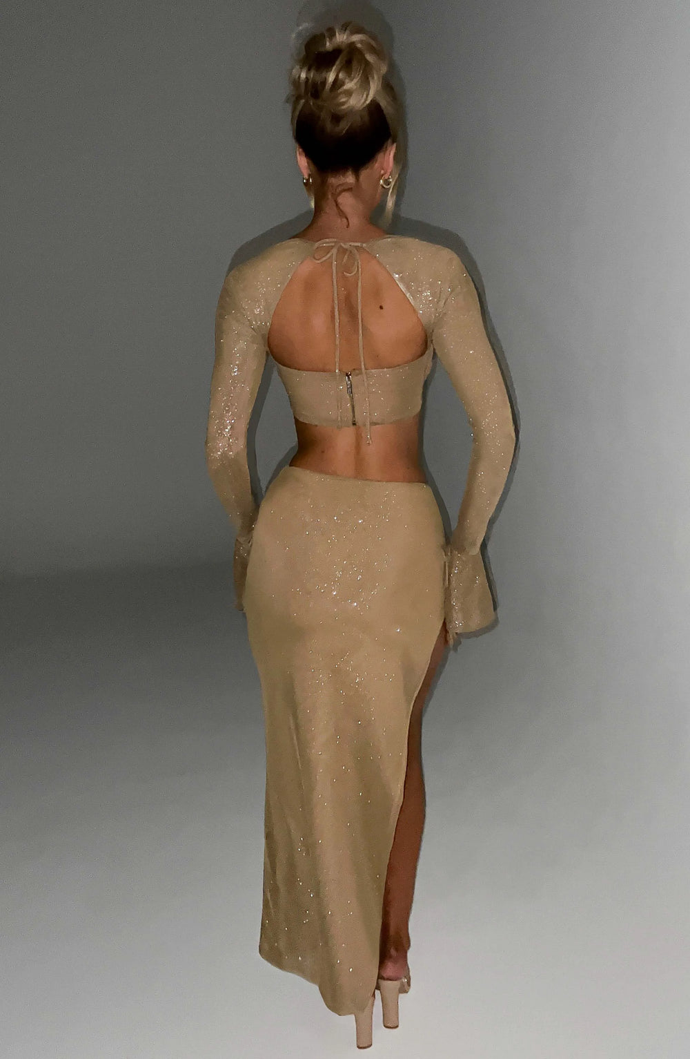 XS