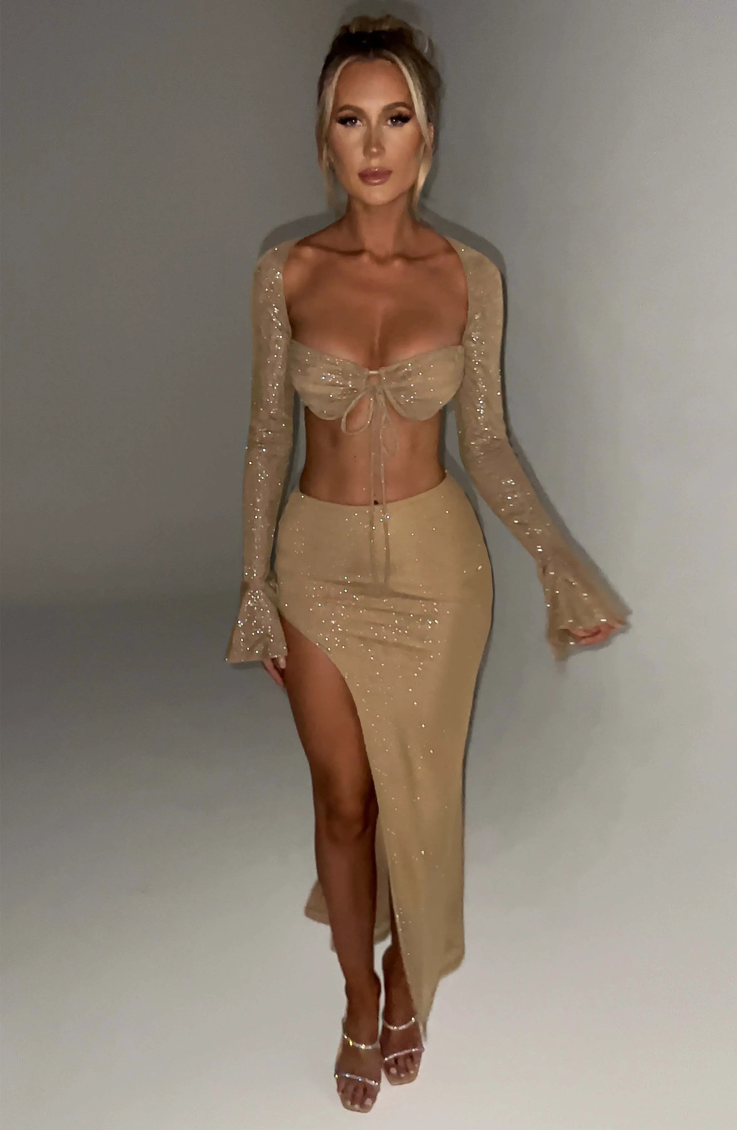 XS