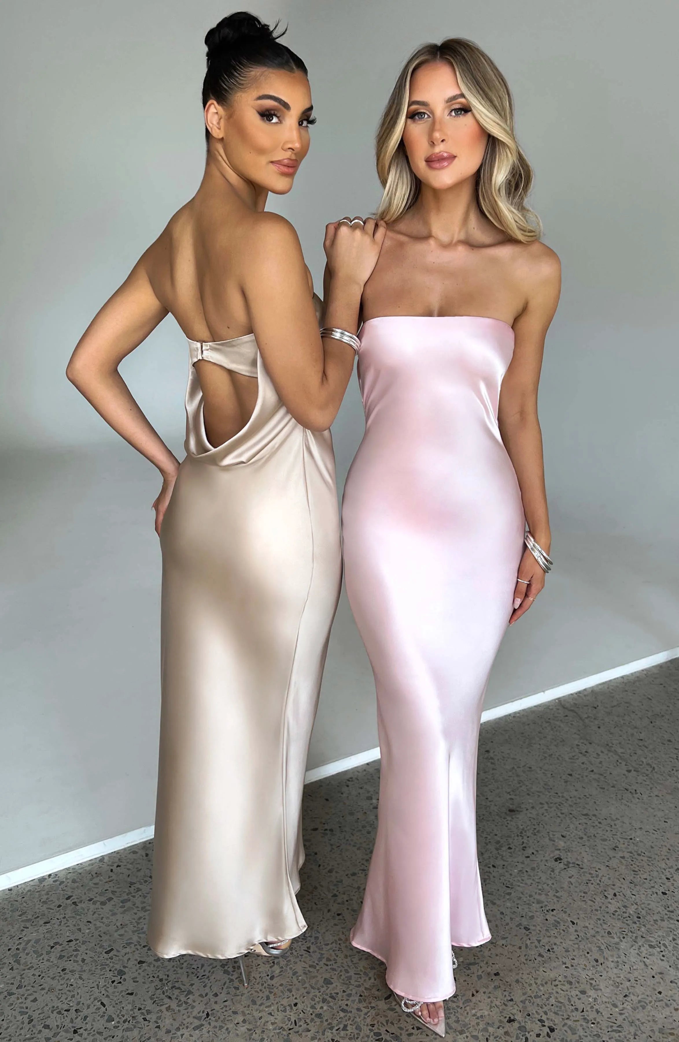XS