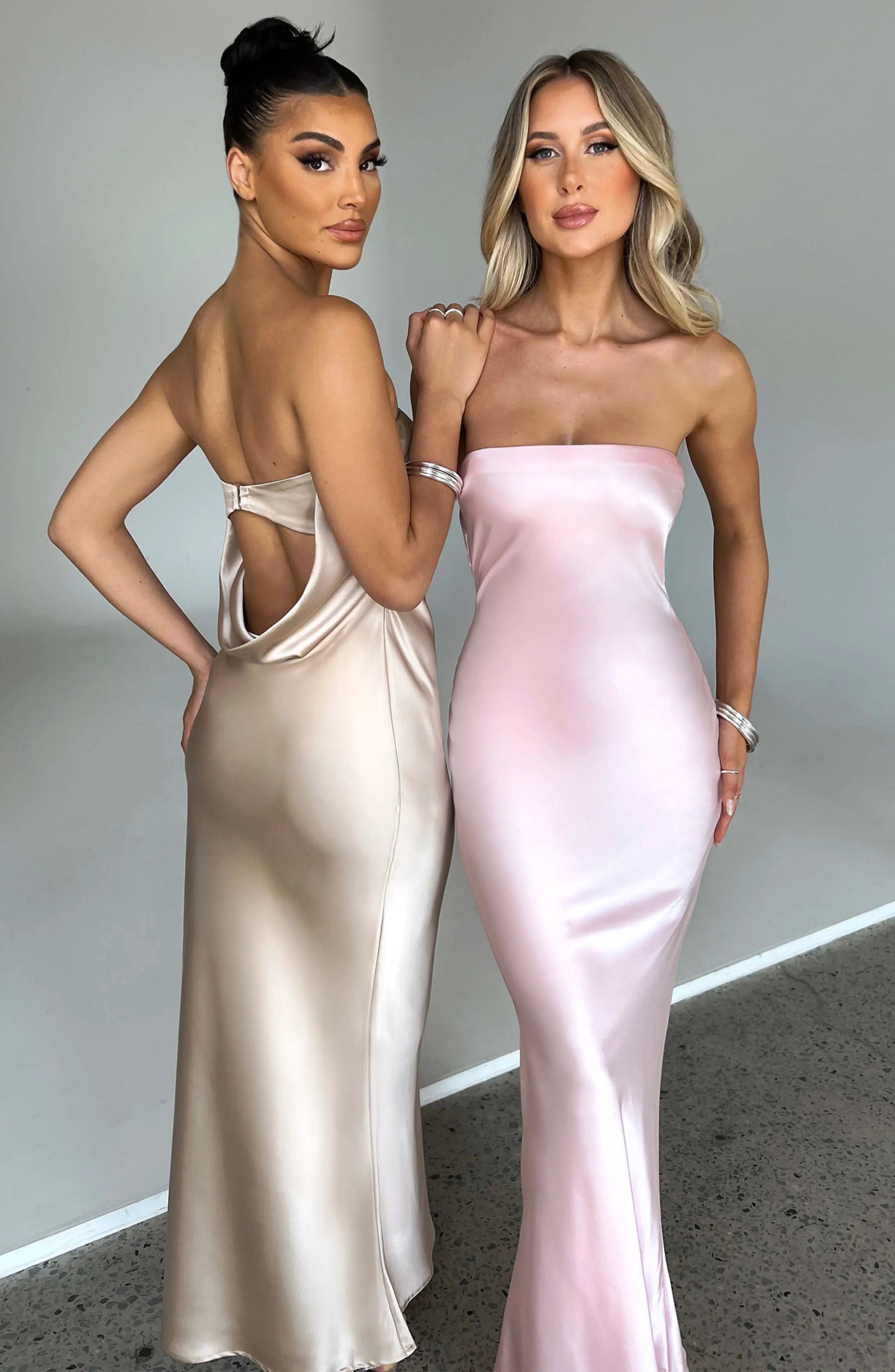 XS