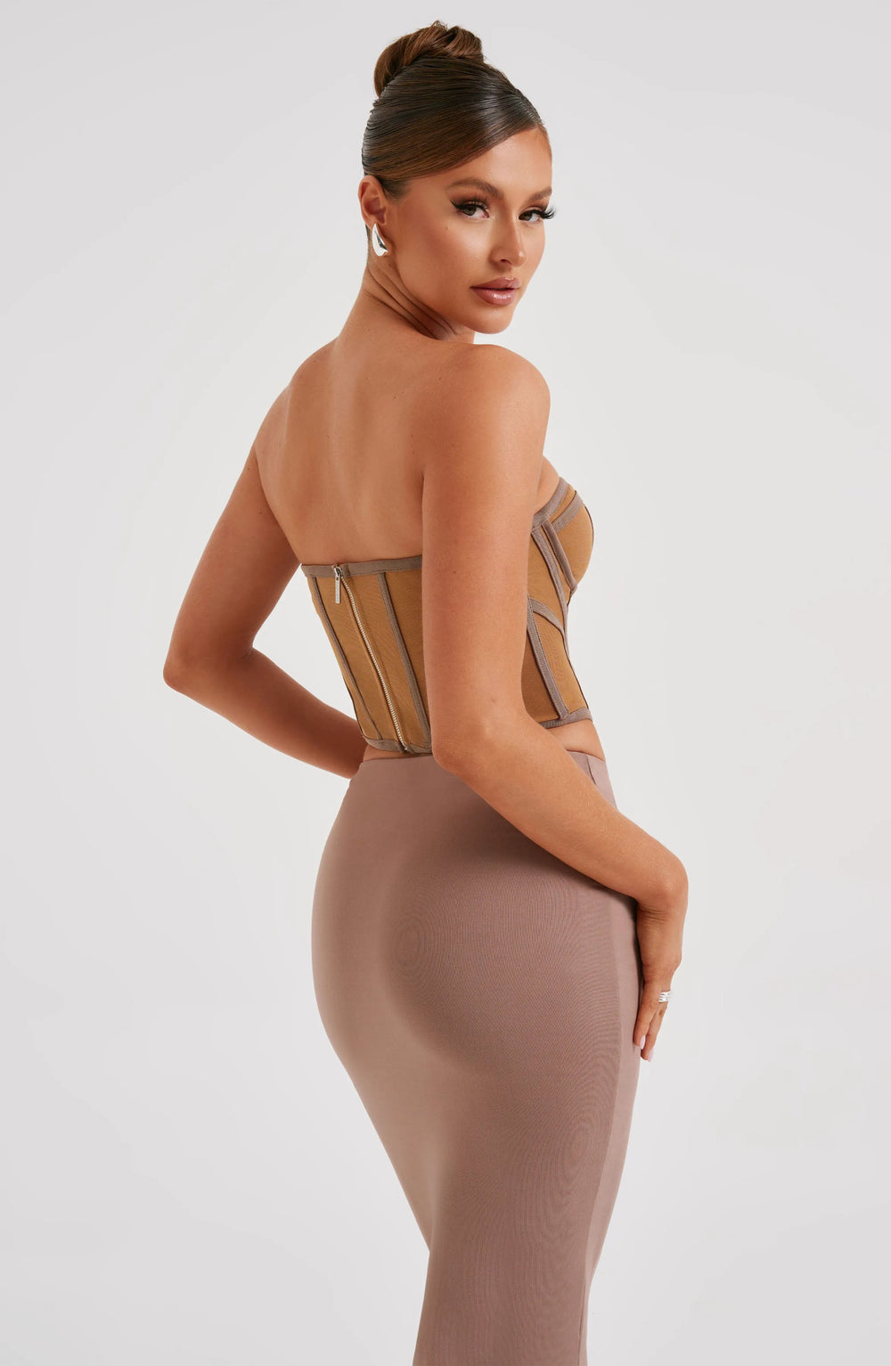XS