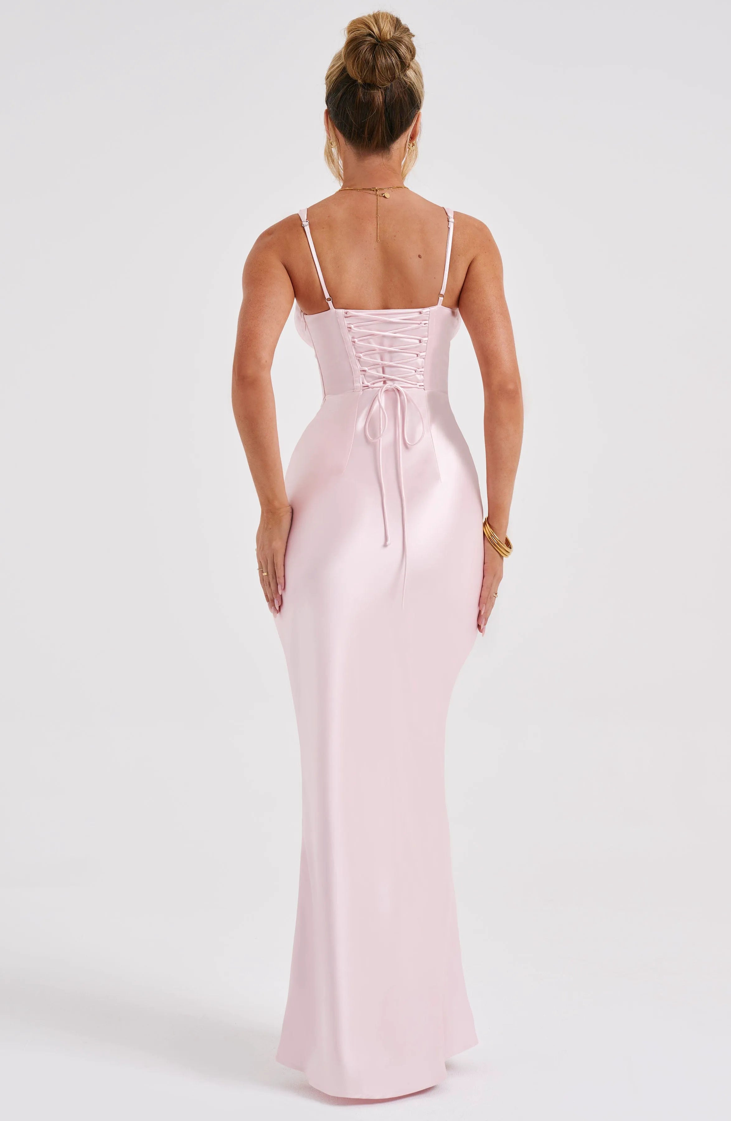 XS