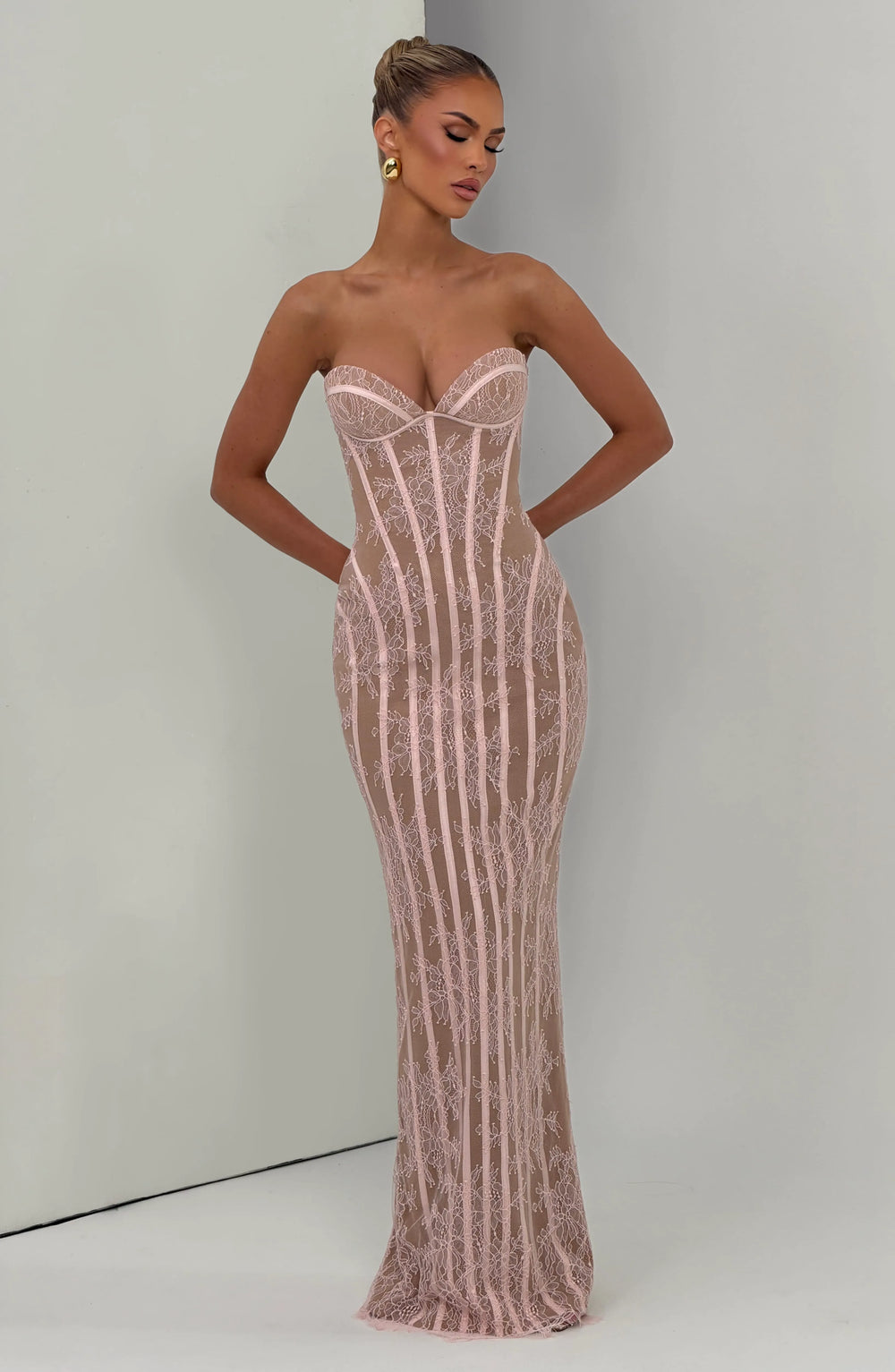 XS