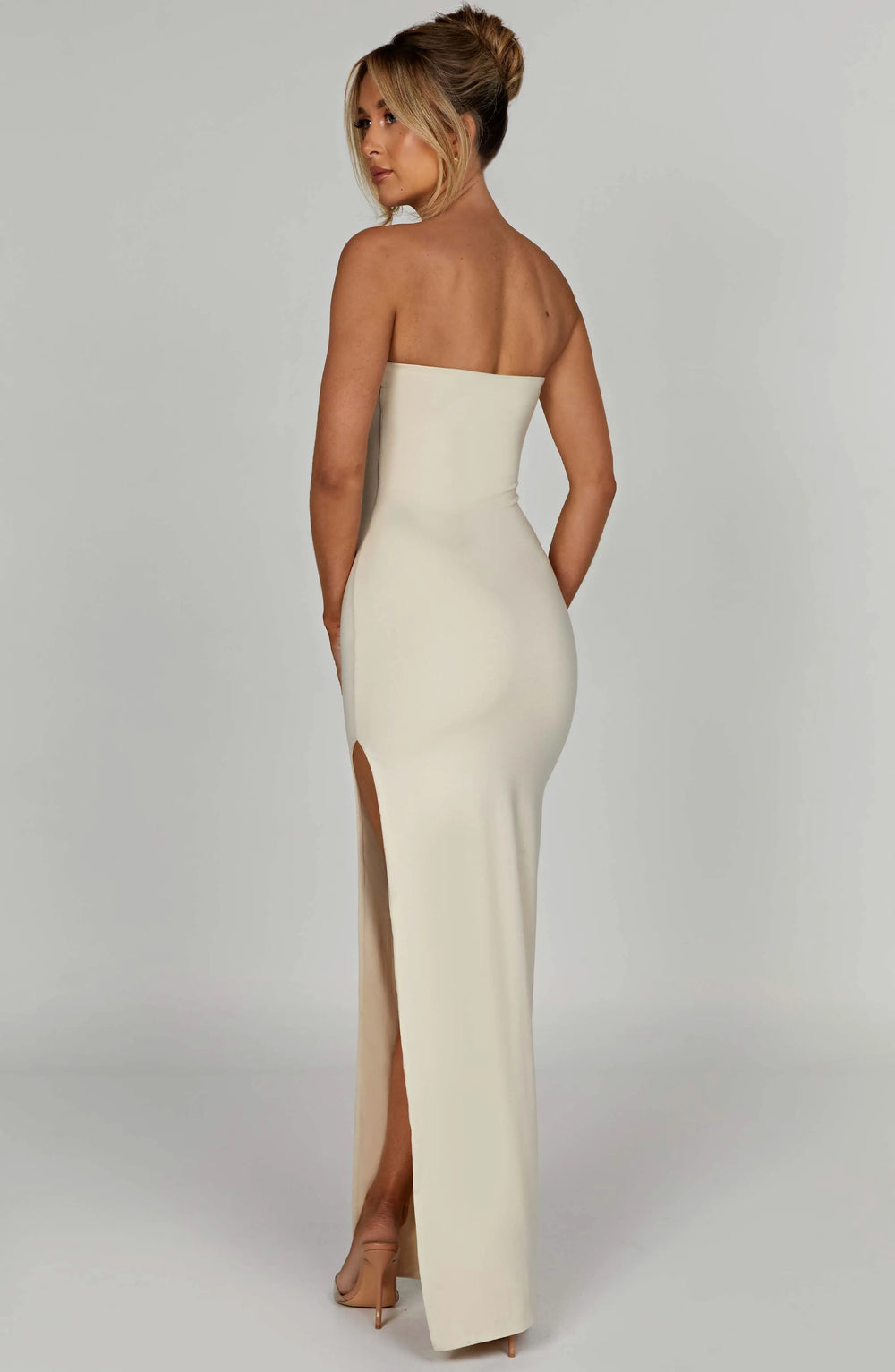 XS