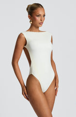 XS