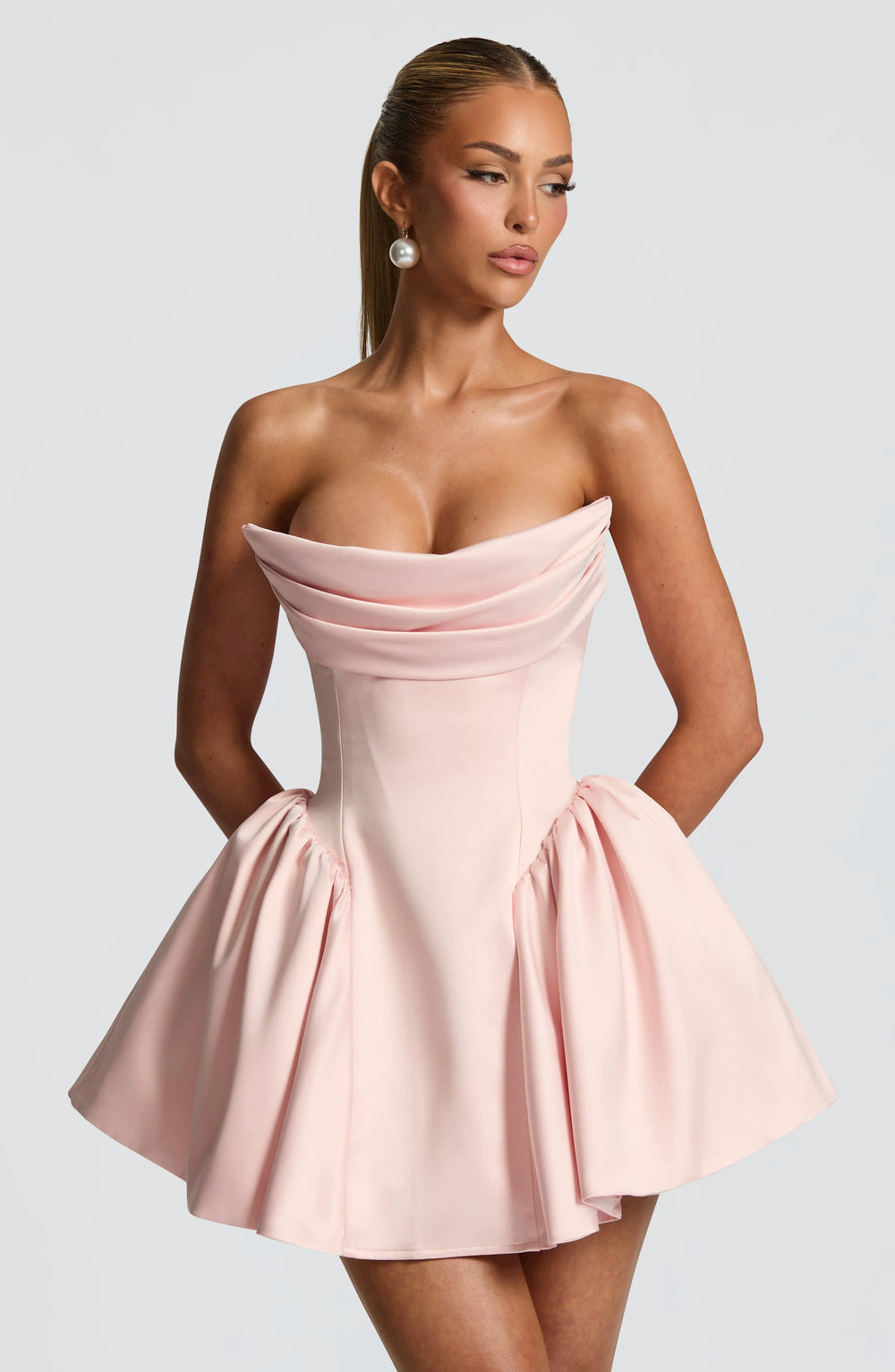 XS