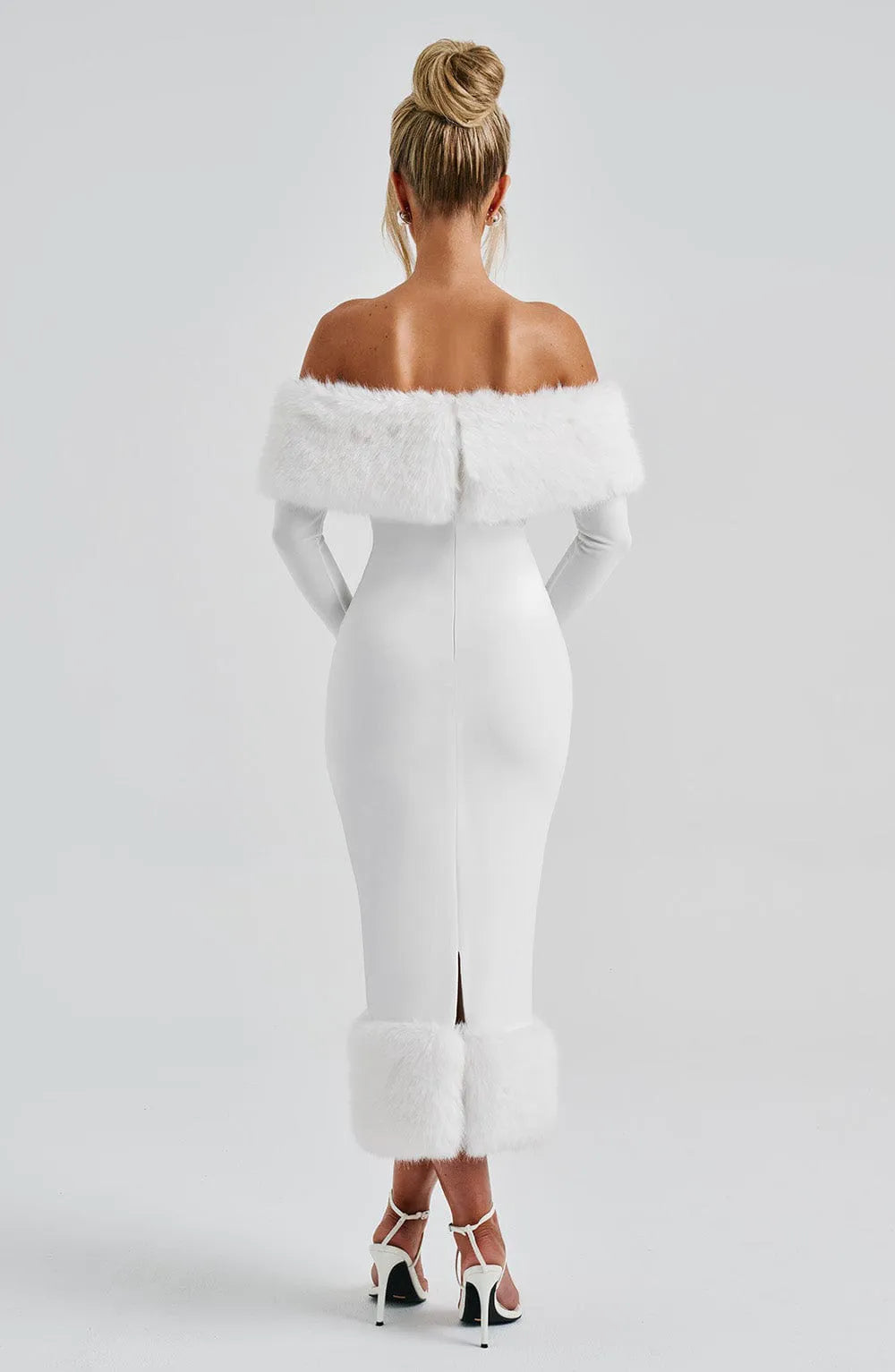 XS