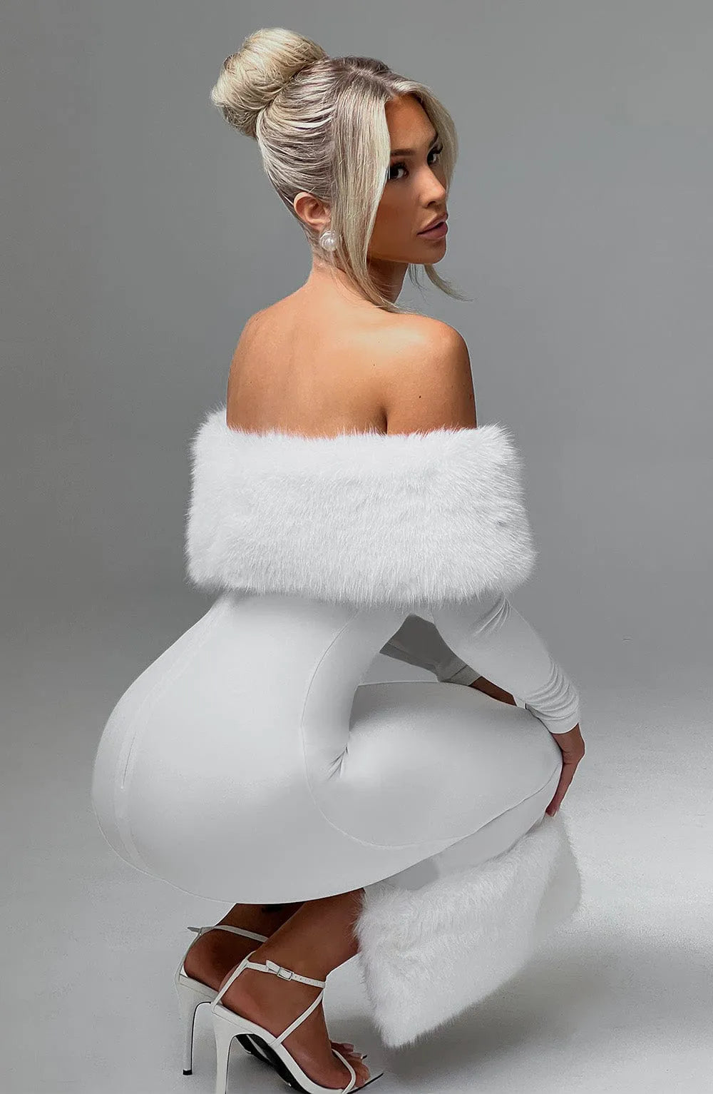 XS
