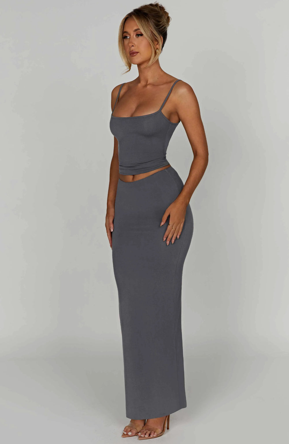 XS